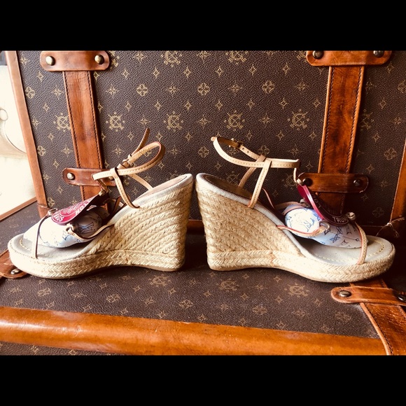 Lois Vuitton Wedges -Trunks & Bags Collection - Picture 6 of 6